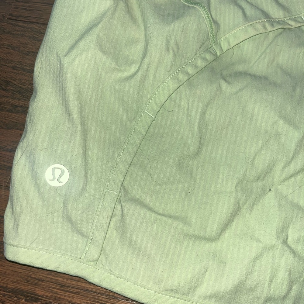 Lululemon Low Rise Speed Up Shorts